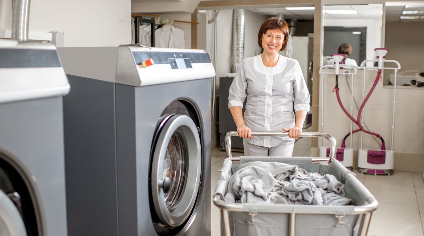 How Professional Laundry Supports Bangkok’s Boutique Hotels and Resorts